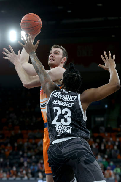 板凳深度的 板凳深度的